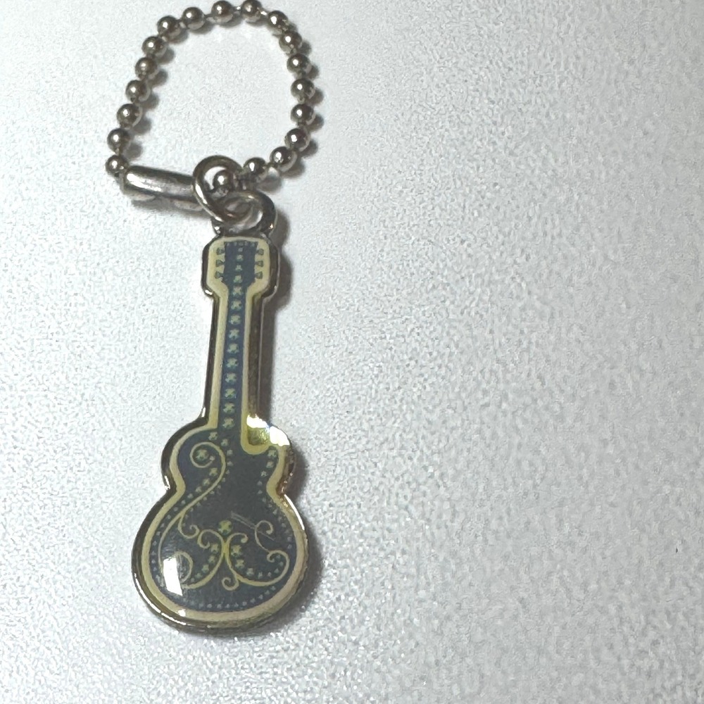 Hannah Montana Guitar Keychain‎ Charm 2008 Disney Collectible Musical Instrument